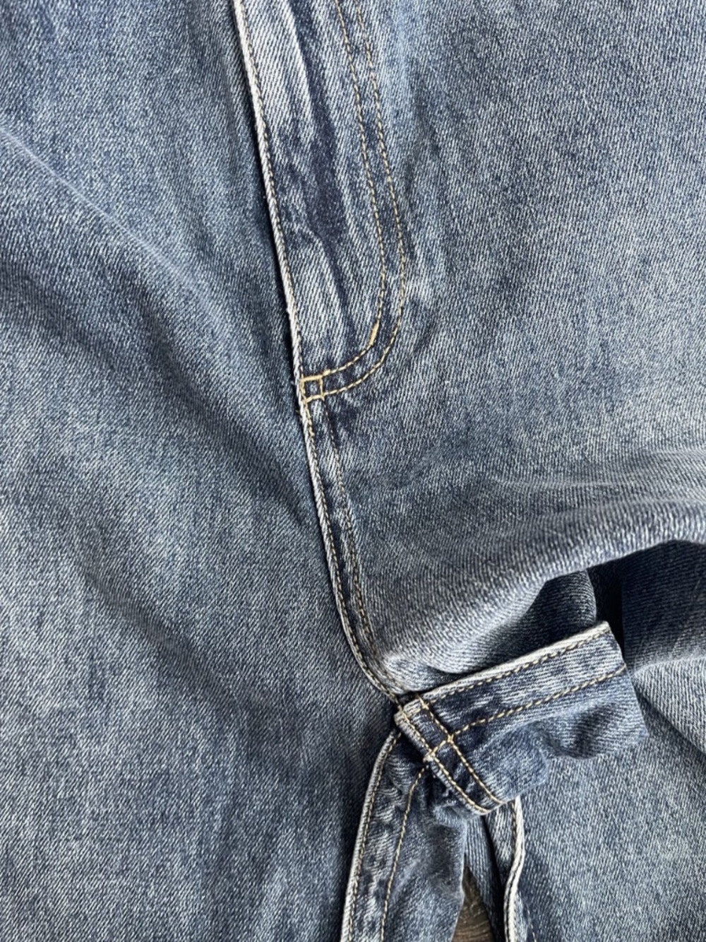 Tibi NWOT Spring Denim Tuck Jean Short 27 - Picture 11 of 14
